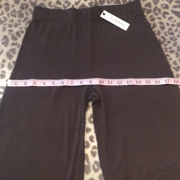 Olivaceous Wide Leg Pants in Brown Size Medium - Picture 15 of 16
